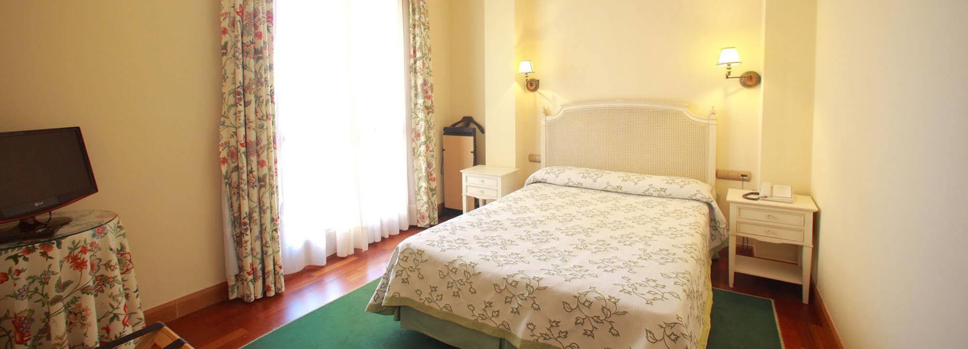 Hotel Modus Vivendi Sopelana Exterior photo
